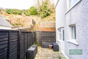 Photo 21- click for photo gallery